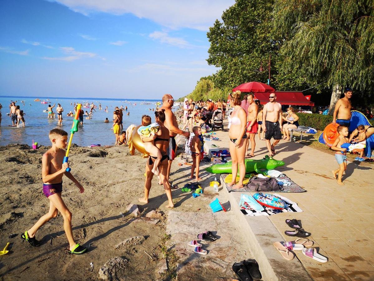 Balaton Wellness Apartman Шиофок Экстерьер фото