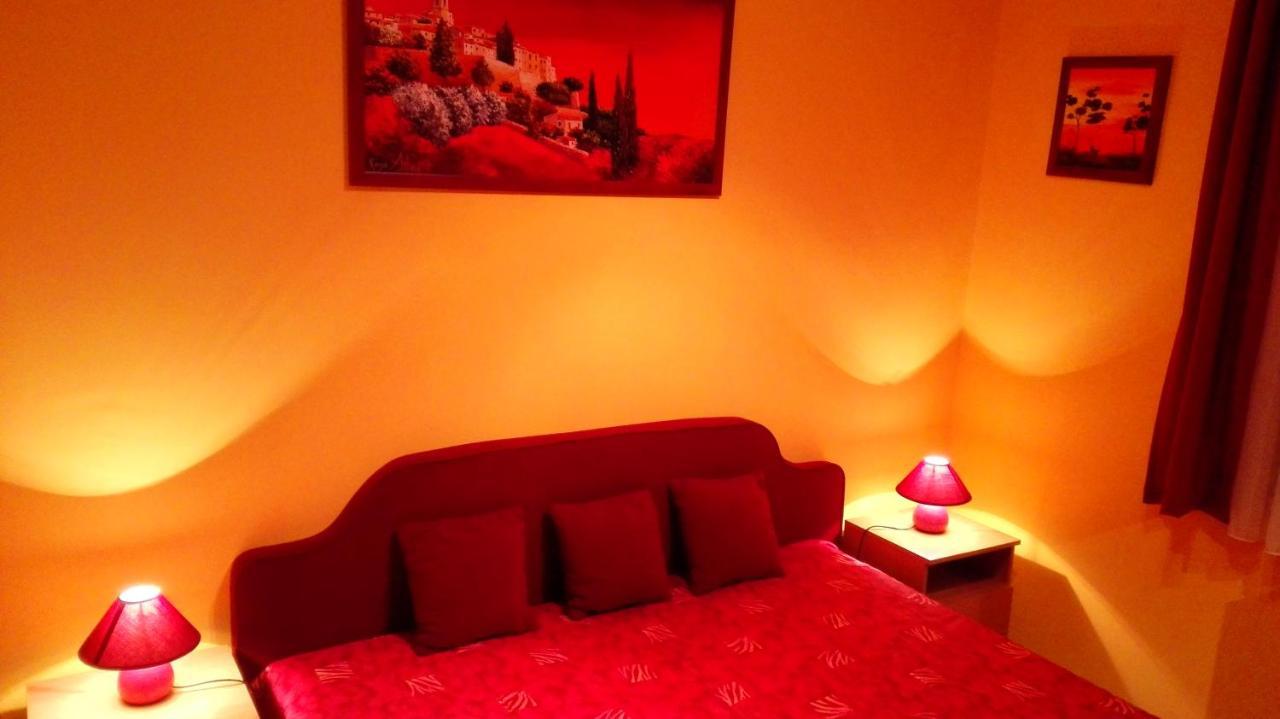Balaton Wellness Apartman Шиофок Экстерьер фото