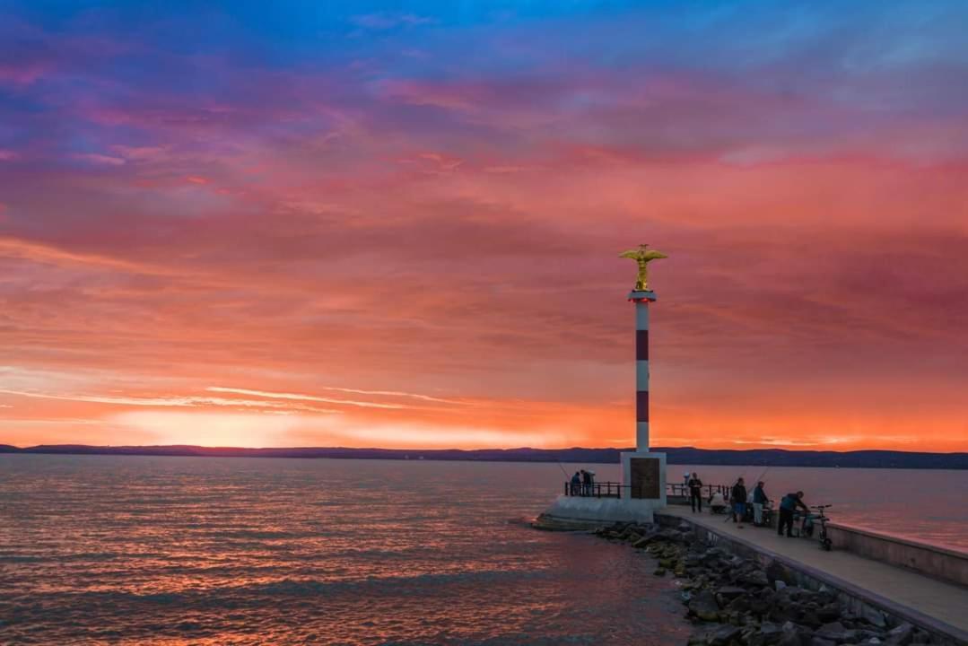 Balaton Wellness Apartman Шиофок Экстерьер фото
