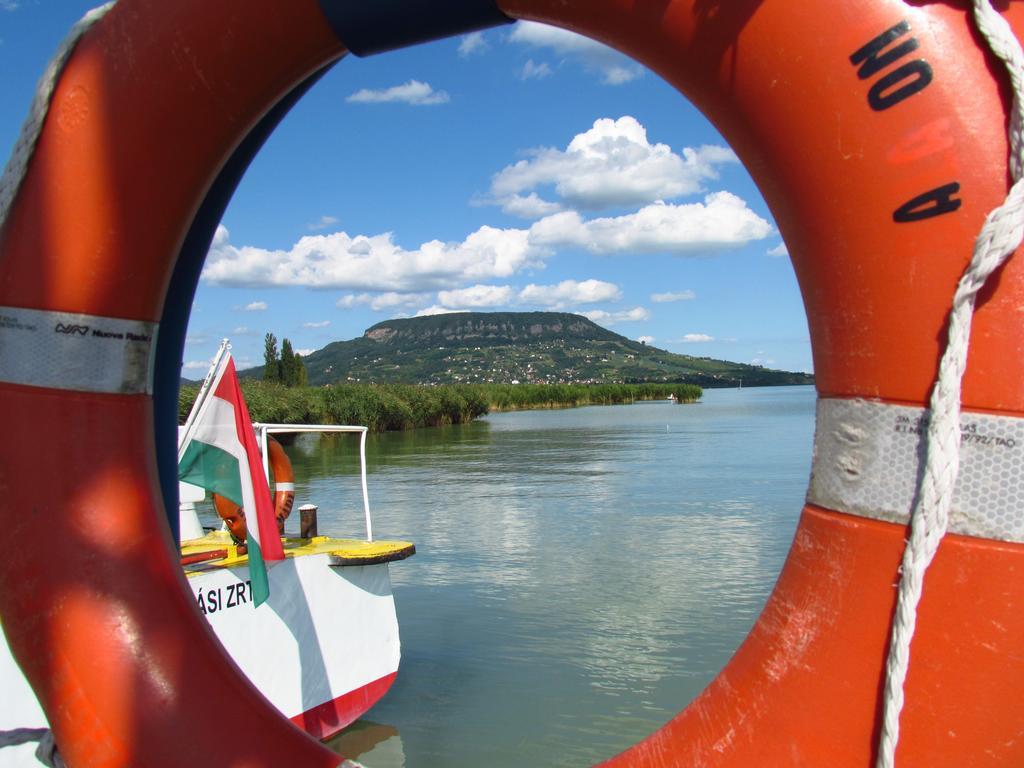 Balaton Wellness Apartman Шиофок Номер фото