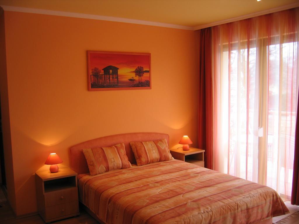 Balaton Wellness Apartman Шиофок Номер фото